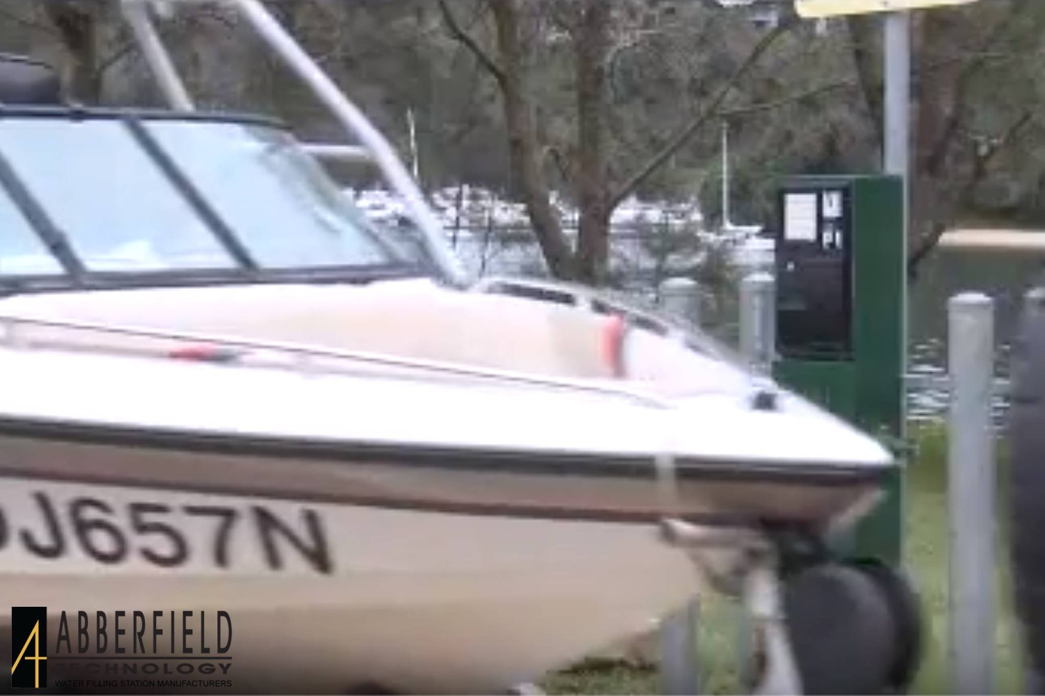 Abberfield Water Filling Station – WD1000, in use for boat wash down