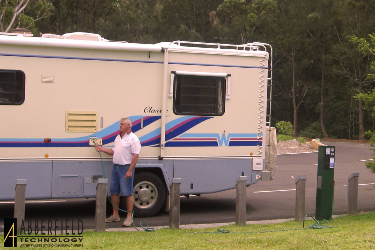 Abberfield Water Filling Station –WD1000, filling RV with hose (25mm plumbing)